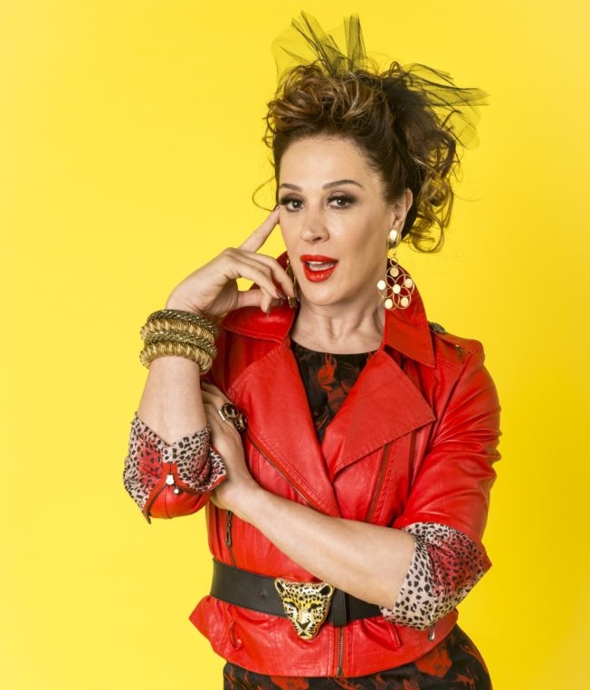 Novo visual de Claudia Raia/Verão 90/Globo.