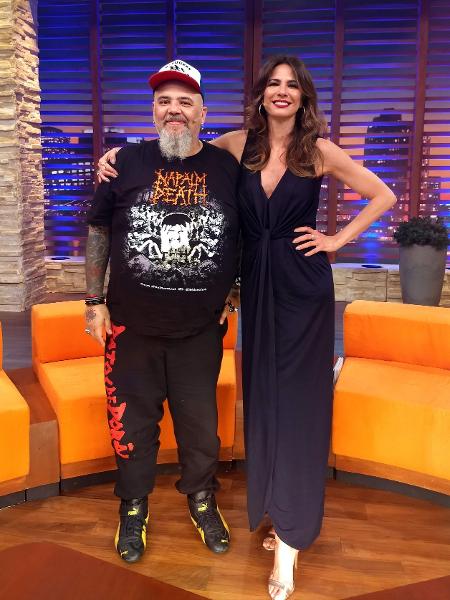 João Gordo e Luciana Gimenez no programa "Luciana By Night", da RedeTV! (Foto: Divulgação/RedeTV!)