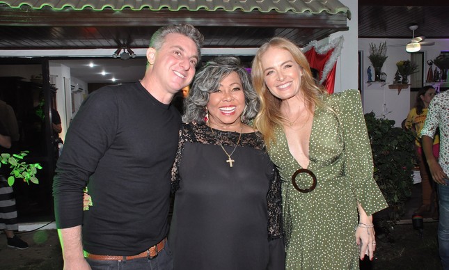 Luciano Huck, Alcione e Angélica (Foto: Mariza Lima)