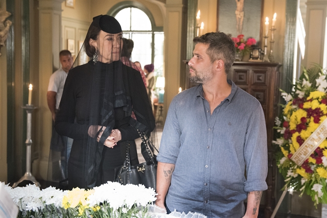 Valentina (Lília Cabral) e Gabriel (Bruno Gagliasso) em O Sétimo Guardião (Foto: Globo/Raquel Cunha)