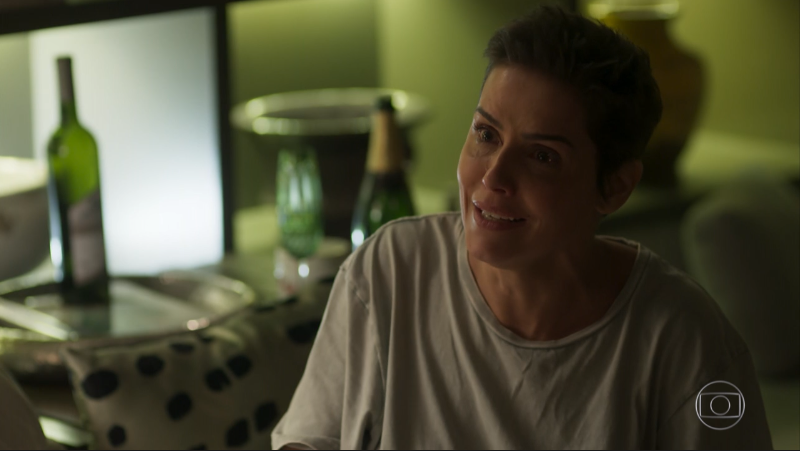 Karola (Deborah Secco) em Segundo Sol (Foto: Reprodução/Globo)