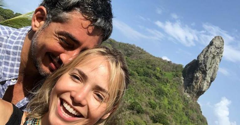 Letícia Colin e Michel Melamed em viagem romântica em Noronha (Foto: Reprodução)