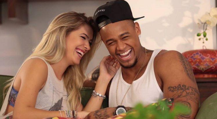 Léo Santana e Lorena Improta ficam noivos (Foto: Divulgação)