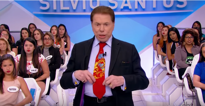 O apresentador Silvio Santos tem atitude que chama a atenção no SBT. (Foto: Reprodução)