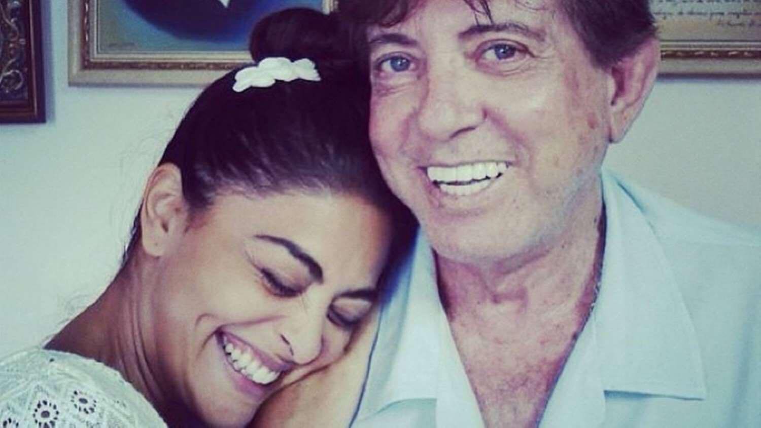 A atriz da Globo Juliana Paes com João de Deus (Foto: Reprodução/Instagram)