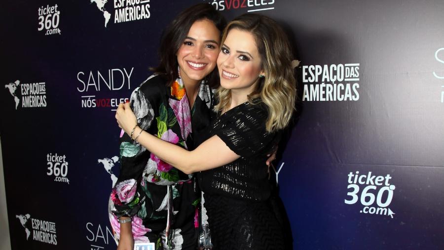 Bruna Marquezine e Sandy (Foto: Marcos Ribas/Brazil News)