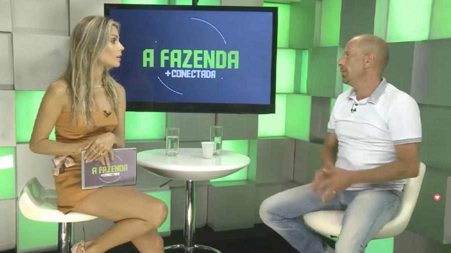 Rafael Ilha em entrevista para Flávia Viana (Foto: Reprodução)