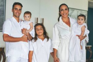 Ivete Sangalo os filhos, e Daniel Cady(Foto: Divulgação)