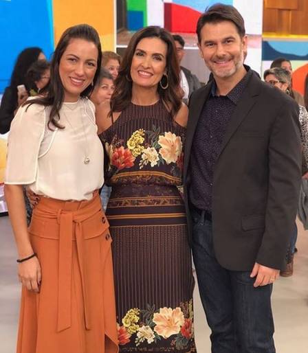 Fernando Gomes, a esposa e Fátima Bernardes (Foto: Reprodução)