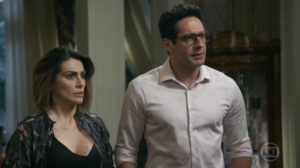 Betina (Cleo Pires) e Lúcio (João Baldasserini) em O Tempo Não Para
(Foto: Reprodução/Globo)