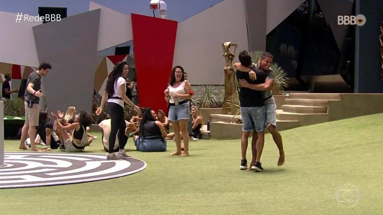 Gustavo e Danrley vencem a primeira prova do BBB19 (Foto: TV Globo)