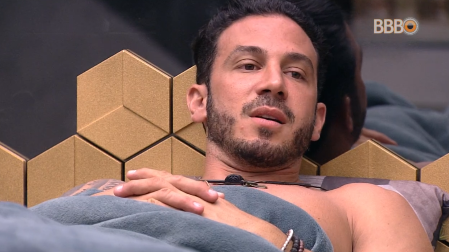 Gustavo no BBB19 (Foto: Divulgação/GloboPlay)