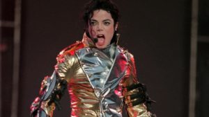 Michael Jackson é acusado de ter abusado de crianças. (Foto: Reprodução)