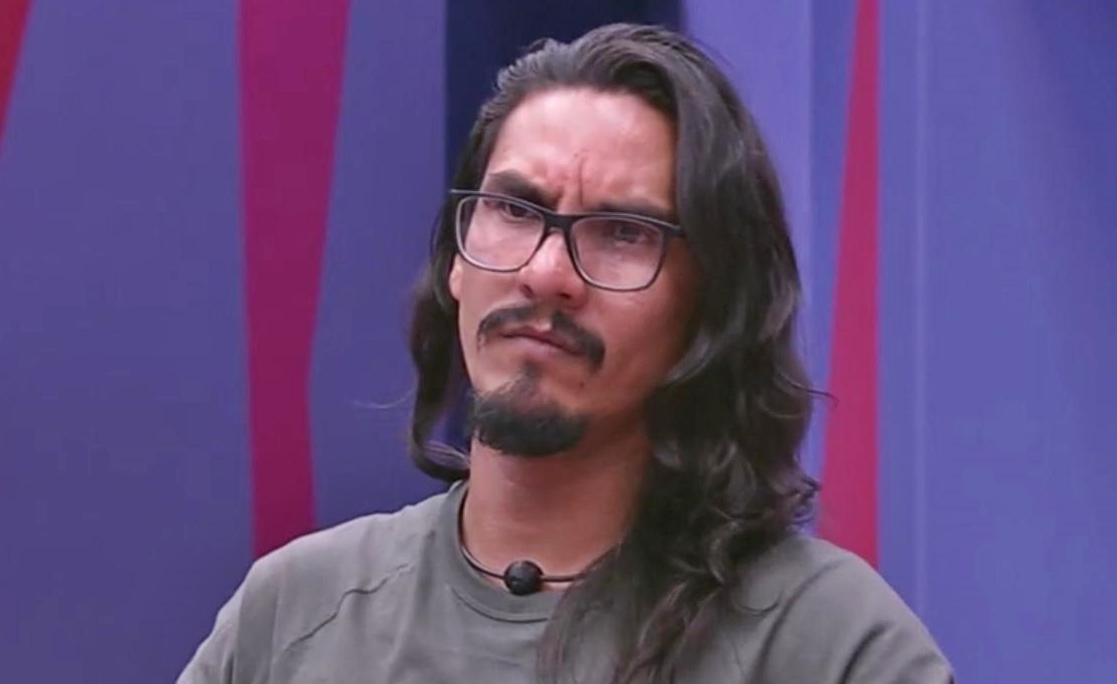 Vanderson acabou expulso do BBB19 e deixou o reality show com a polícia. (Foto: Reprodução)