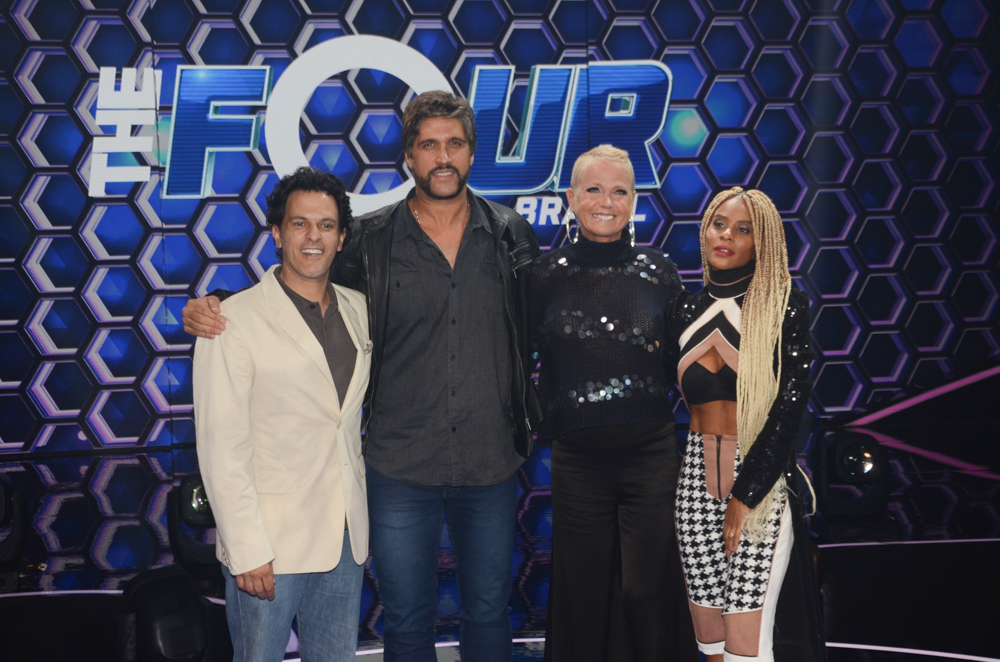 Xuxa e os jurados do The Four na Record (Fotos : Eduardo Martins / AGNEWS)