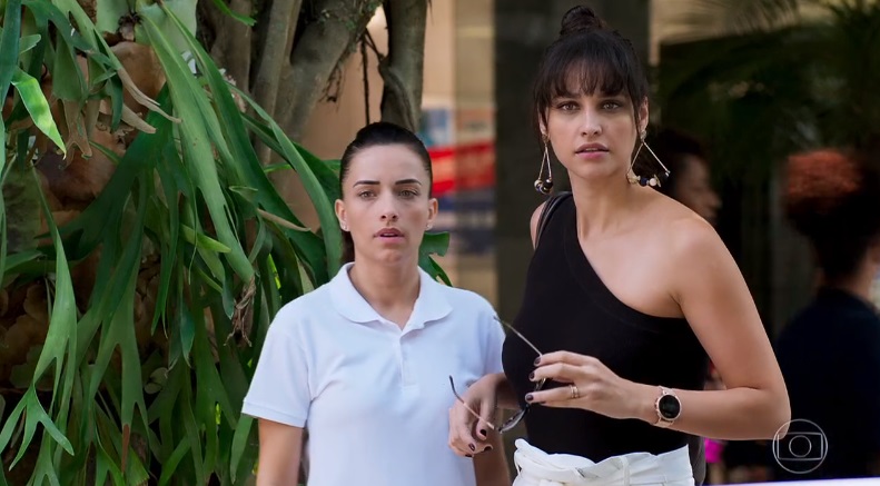 Gisela flagra traição na novela Verão 90