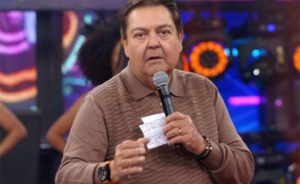 Faustão no comando de seu programa na Globo (Foto: Reprodução)