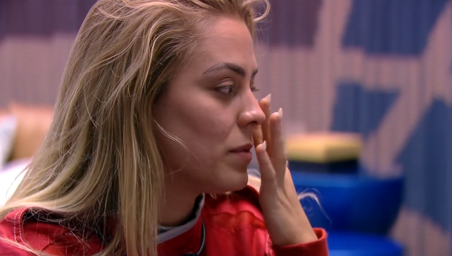 Isabella chora no BBB19 (Foto: Reprodução/Globo)