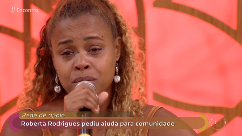 A atriz Roberta Rodrigues durante participação no Encontro (Foto: Reprodução/Globo)