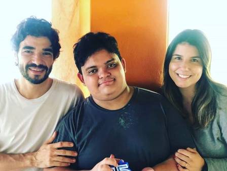 Caio Blat, Antônio e Ana Ariel (Foto: Divulgação)