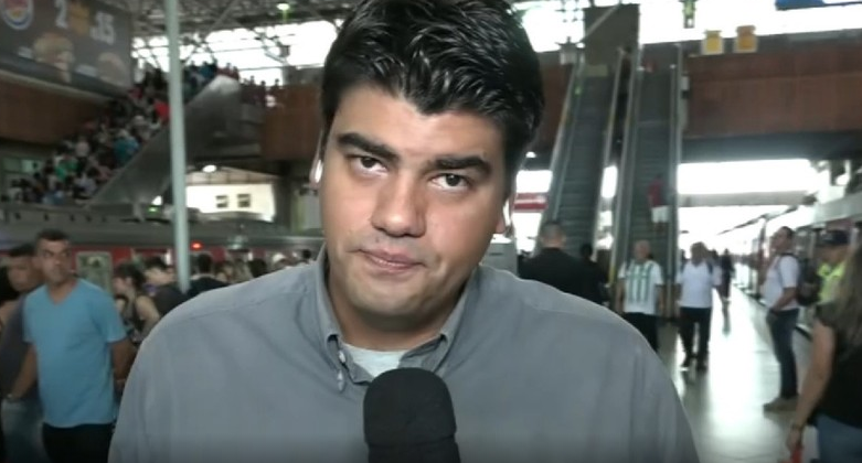 André Azeredo era da Globo e assinou contrato com a Record! 