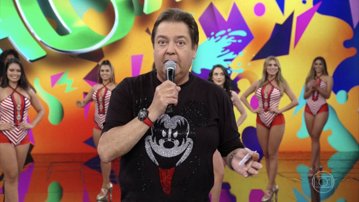 Faustão escolheu um look que dividiu opiniões dos internautas (Foto: TV Globo)