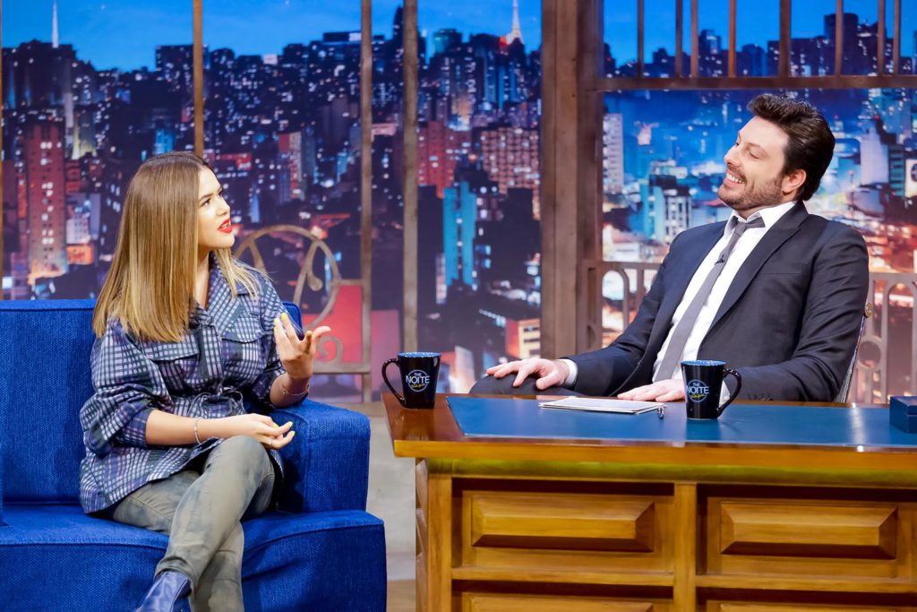 Maisa Silva esteve no The Noite com Danilo Gentili (Foto: Gabriel Cardoso/SBT)