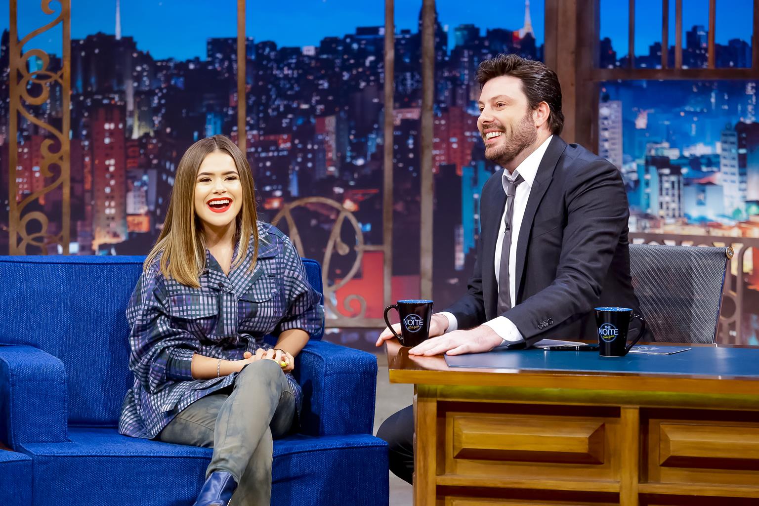 Maisa Silva no The Noite, com Danilo Gentili (Foto: Divulgação)