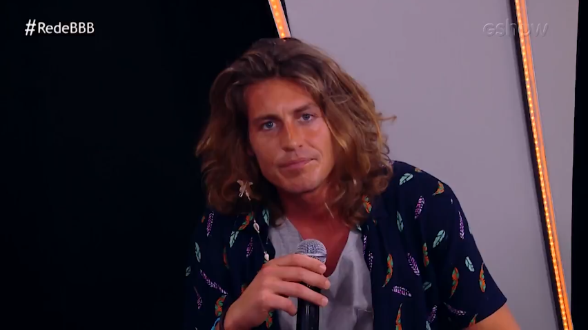 Alberto durante bate-papo sobre o BBB19 (Foto: Reprodução/Globo)