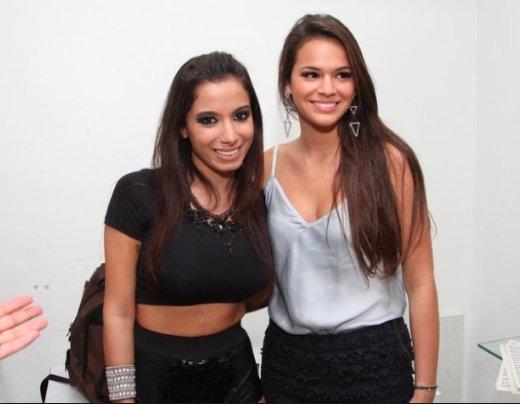 Bruna Marquezine fala mal de Anitta pelas costas e cantora dá indiretas (Foto: Reprodução)