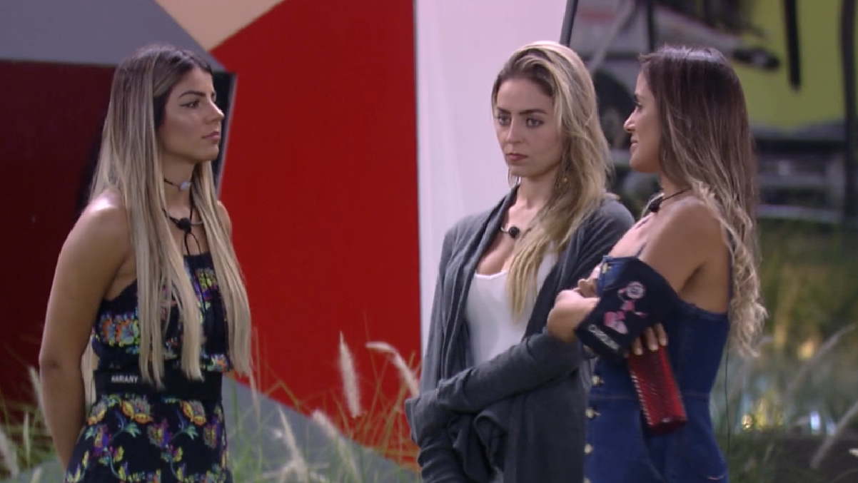 Paula, Hariany e Carolina no BBB 19 (Foto: Reprodução)