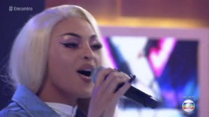 Pabllo Vittar ao vivo na Globo (Foto: Reprodução)