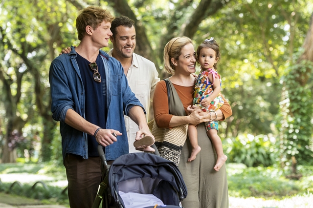 Joaquim (Joaquim Lopes), Lígia (Paloma Duarte), Filipe (Pedro Novaes) e Nina em Malhação (Foto: Globo/João Cotta)