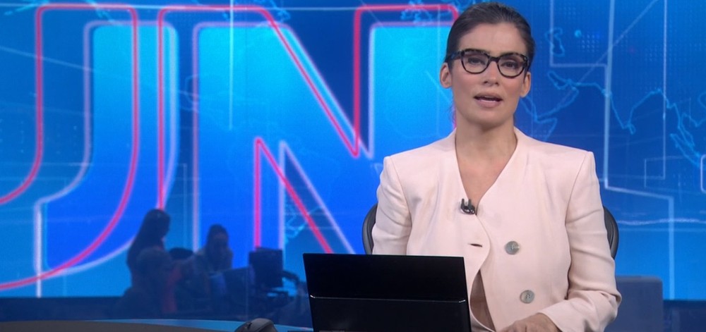 Renata Vasconcellos no Jornal Nacional da Globo (Foto: Reprodução)