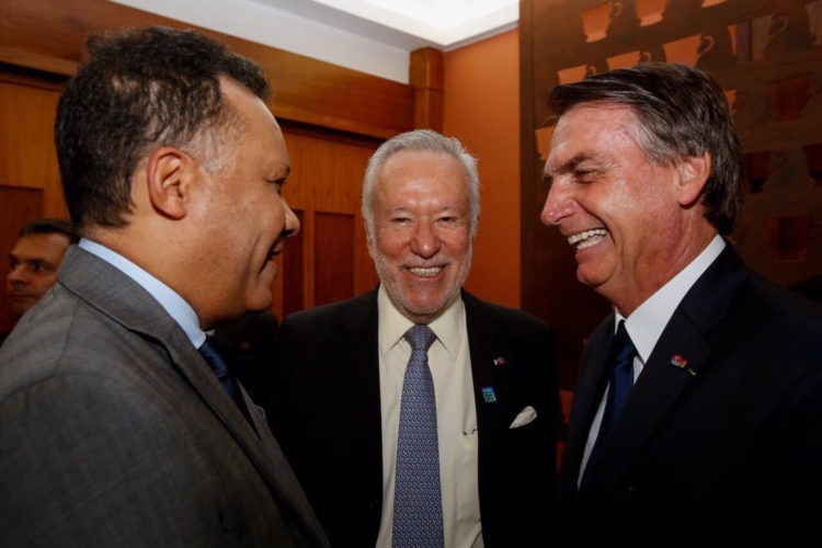 Heraldo Pereira, Alexandre Garcia e Jair Bolsonaro (Foto: Divulgação / Uol)