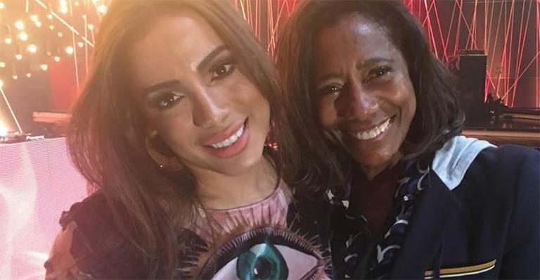 Glória Maria e Anitta são amigas de longa datas (Foto: Reprodução)