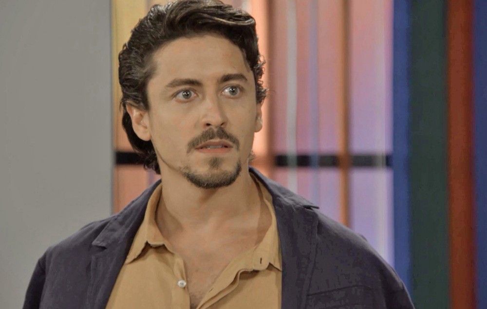 Jerônimo ficará desesperado ao ser assaltado em Verão 90 (Foto: Reprodução)