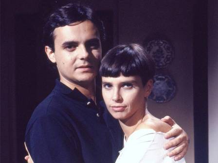 Lídia Brondi e Cassio Gabus Mendes na novela "Meu bem meu mal", em 1990 Foto: Arquivo/TV Globo