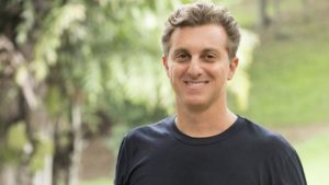 O apresentador Luciano Huck está de aniversário (Foto: Divulgação)