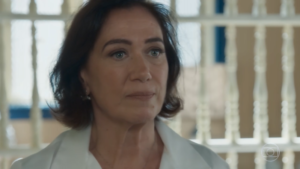 Valentina (Lília Cabral) em cena de O Sétimo Guardião
(Foto: Reprodução/Globo)