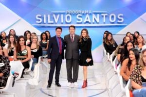 Maisa Silva participa do Programa Silvio Santos ao lado do patrão. (Foto: Lourival Ribeiro/ SBT)