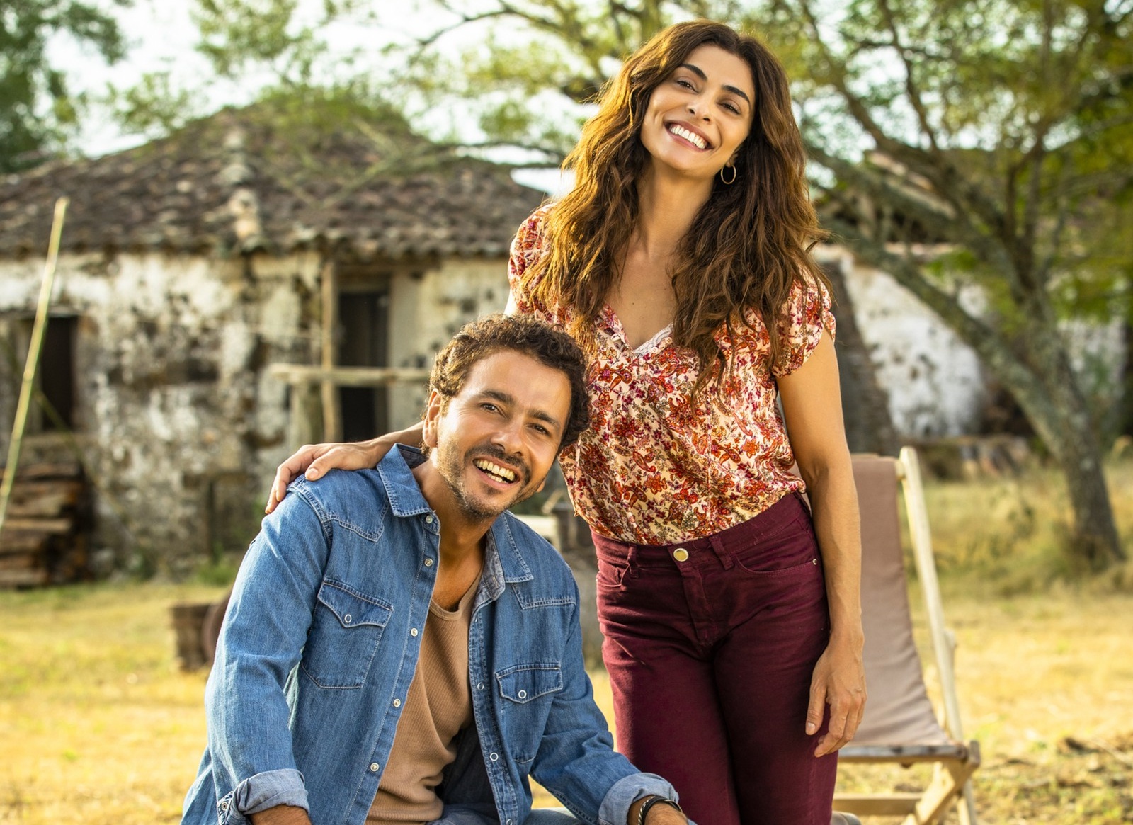 Maria da Paz (Juliana Paes) e Amadeu (Marco Palmeira) vivem romance tórrido A Dona do Pedaço