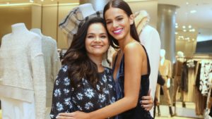 Neide Maia e Bruna Marquezine juntas (Foto: Divulgação)