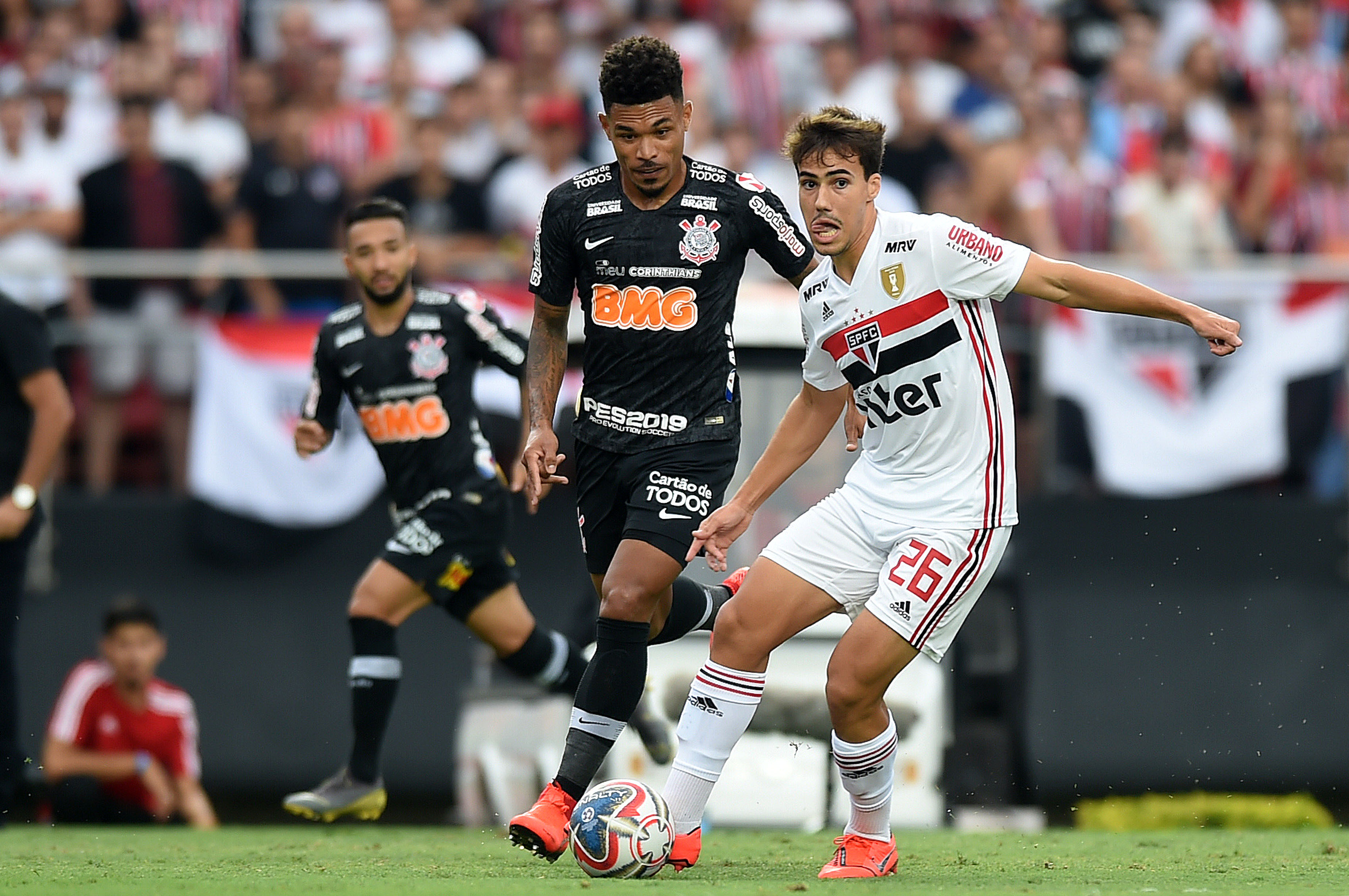 São Paulo e Corinthians disputam a final do Campeonato Paulista (Foto: Sergio Barzaghi/Gazeta Press)