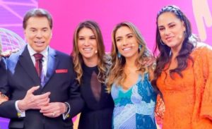 Silvio Santos, Rebeca Abravanel, Patrícia Abravanel e Silvia Abravanel (Foto: Divulgação/SBT)