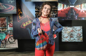 Betty Faria interpreta Cornélia na novela A Dona do Pedaço da Globo (Foto: Divulgação)