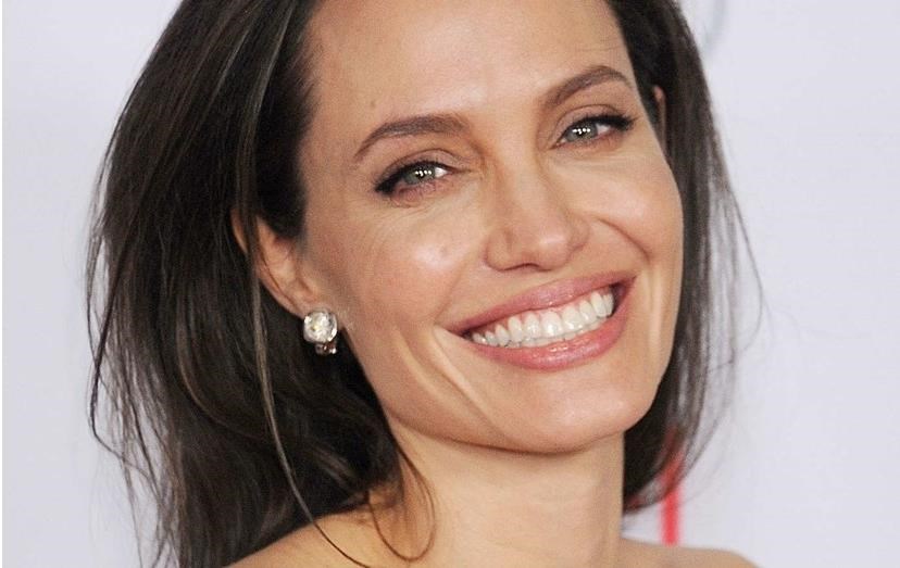 Angelina Jolie pode está namorando um famoso ator (Foto: Reprodução)