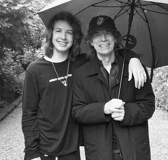 Mick Jagger e filho (Foto: Reprodução)