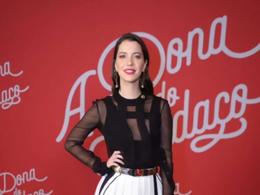 a atriz, Nathalia Dill na coletiva de A Dona do Pedaço (Foto: AgNews)