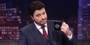 O apresentador Danilo Gentili comanda o The Noite no SBT (Foto: Divulgação/SBT)